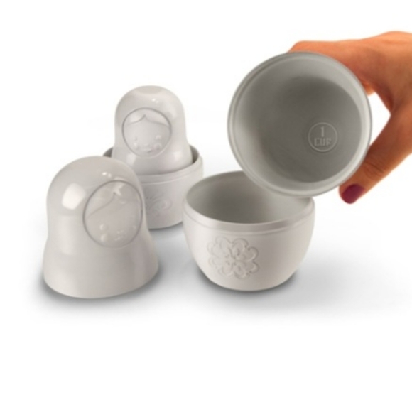 measure cups and spoons as nesters neatly like traditional Russian Matryoshkas - Picture 2 of 5